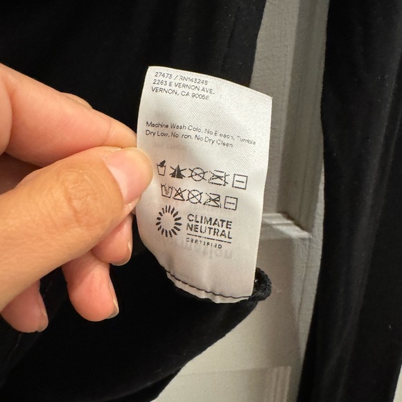 REFORMATION HOOK AND EYE LONG SLEEVE - Picture 4 of 5